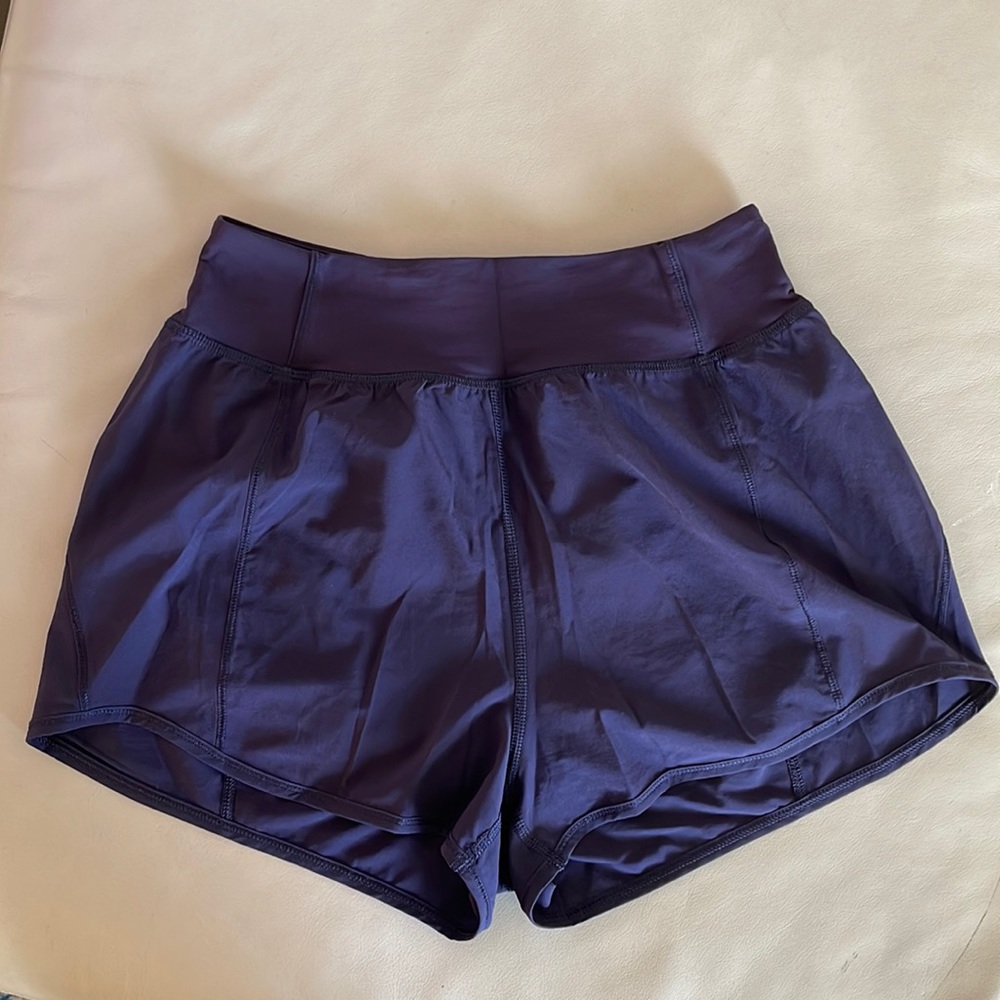 Lululemon Lean in Shorts High Rise 2 inch